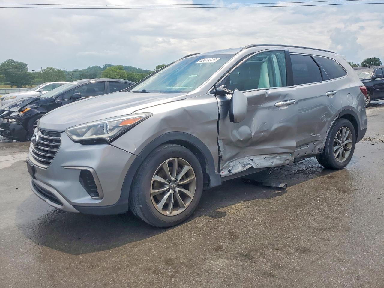 2018 HYUNDAI SANTA FE SE Base