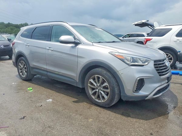 2018 HYUNDAI SANTA FE SE Base