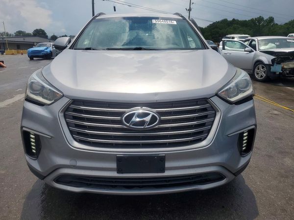 2018 HYUNDAI SANTA FE SE Base