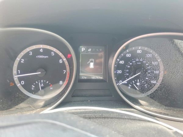2018 HYUNDAI SANTA FE SE Base