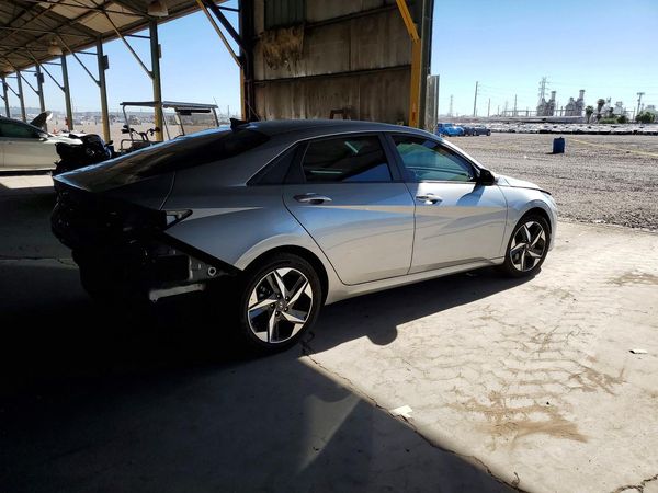 2023 HYUNDAI ELANTRA