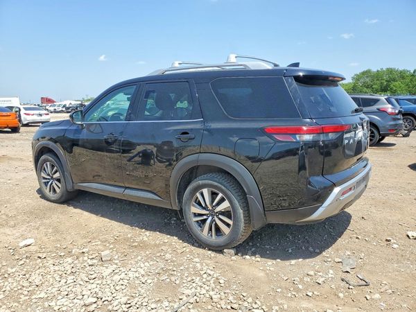 2024 NISSAN PATHFINDER SL