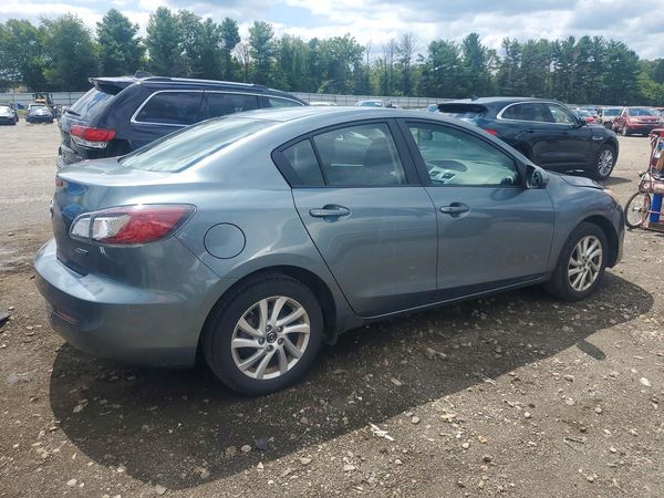 2013 MAZDA 3