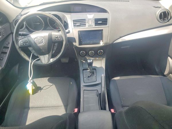 2013 MAZDA 3