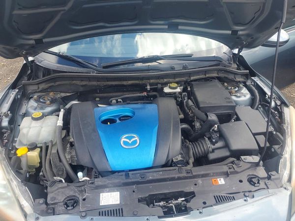 2013 MAZDA 3