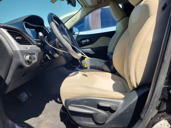 2017 JEEP CHEROKEE SPORT FWD