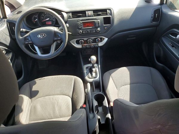 2015 KIA RIO GL - Middle-low