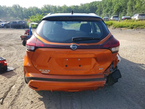 2024 NISSAN KICKS SV