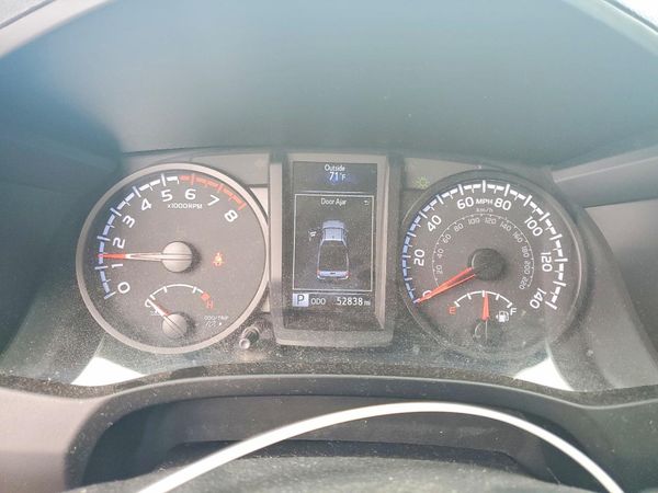 2021 TOYOTA TACOMA SR5