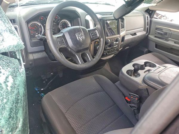 2020 RAM 1500 CLASSIC SLT