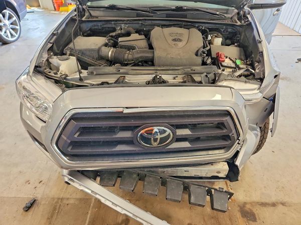 2020 TOYOTA TACOMA SR5