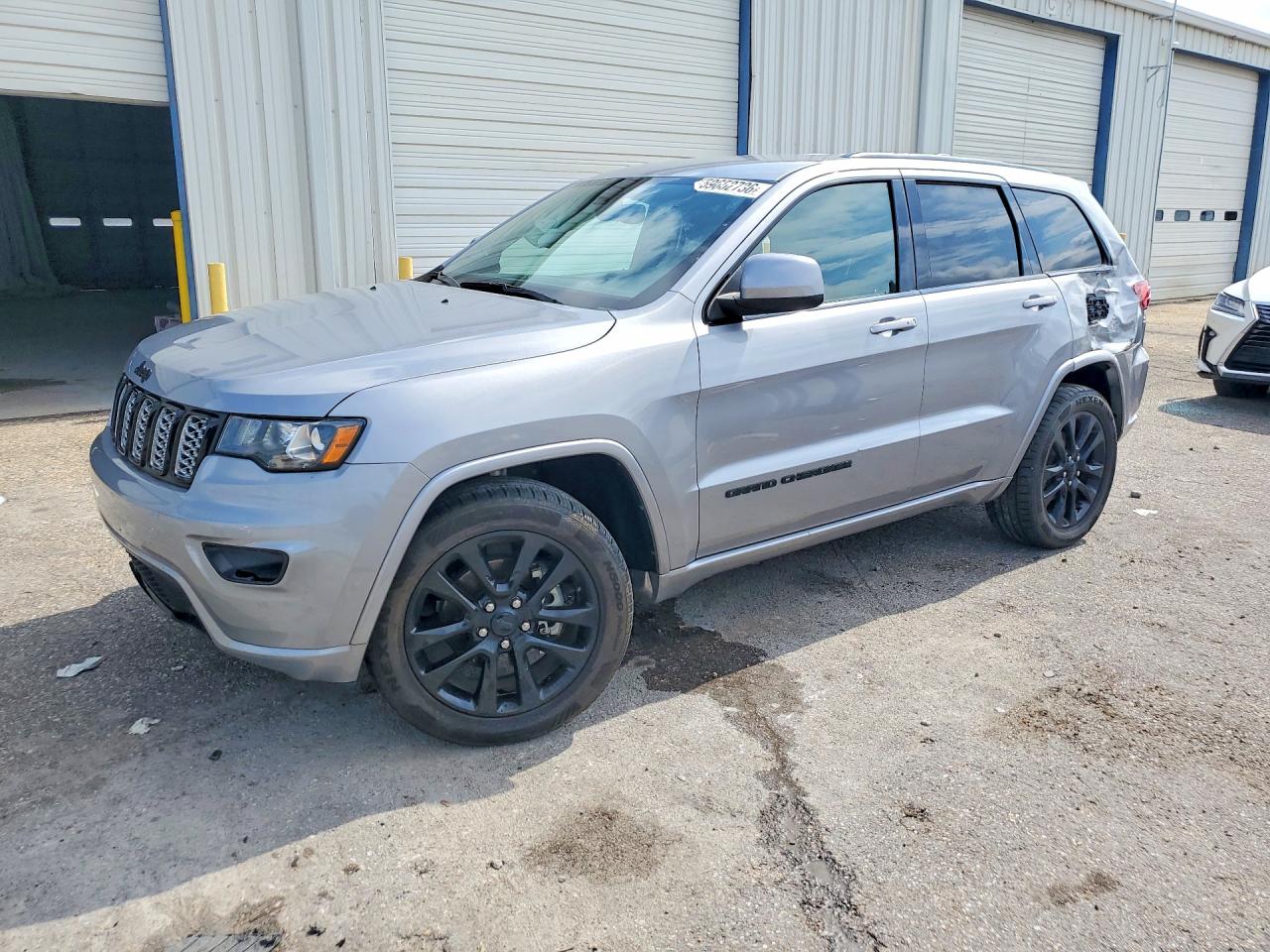 2020 JEEP GRAND CHEROKEE LAREDO 4X2