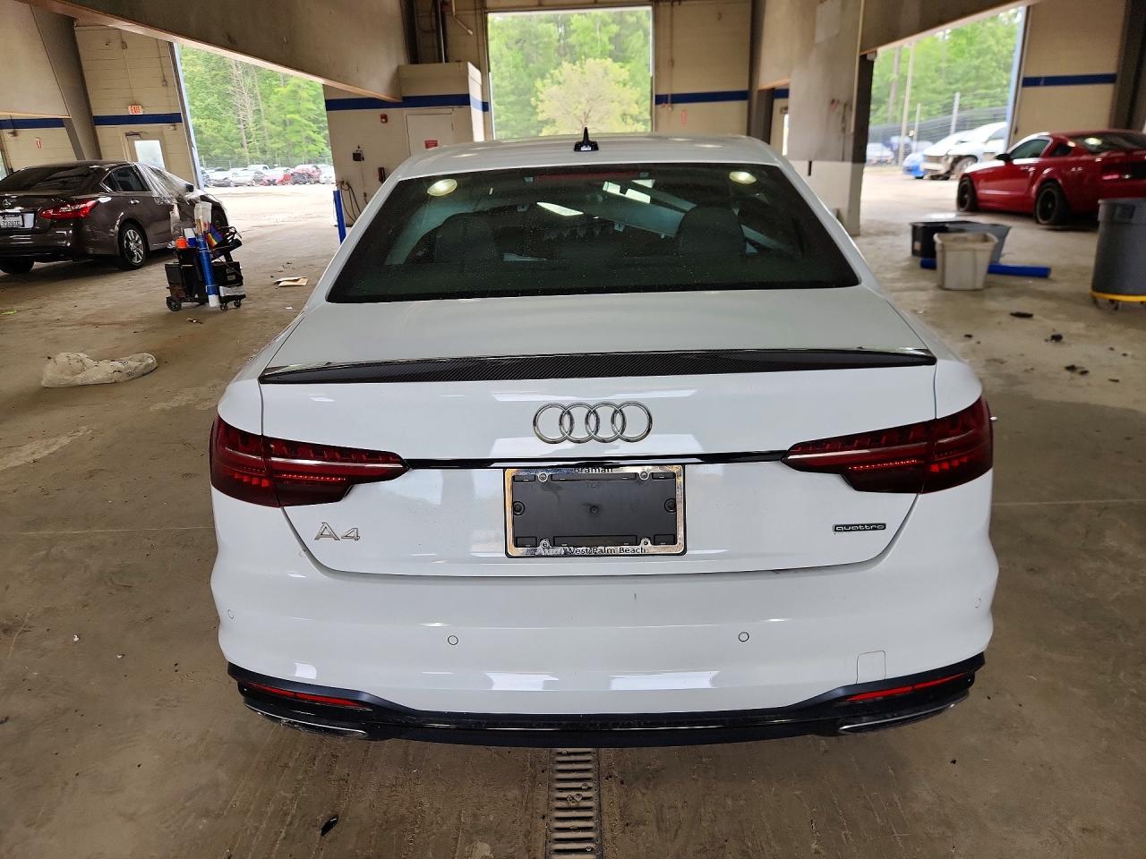 2021 AUDI A4 quattro Premium Plus