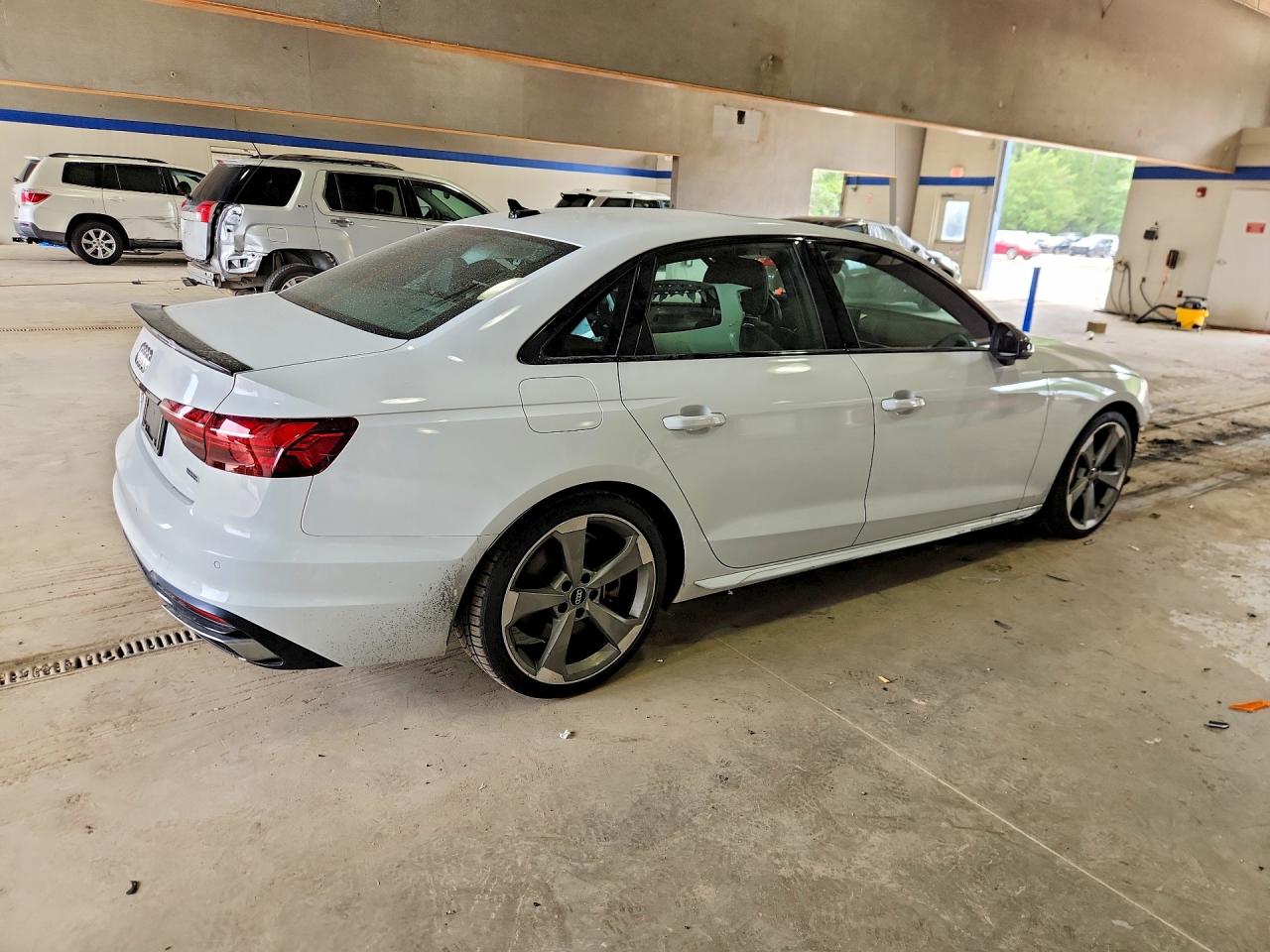 2021 AUDI A4 quattro Premium Plus