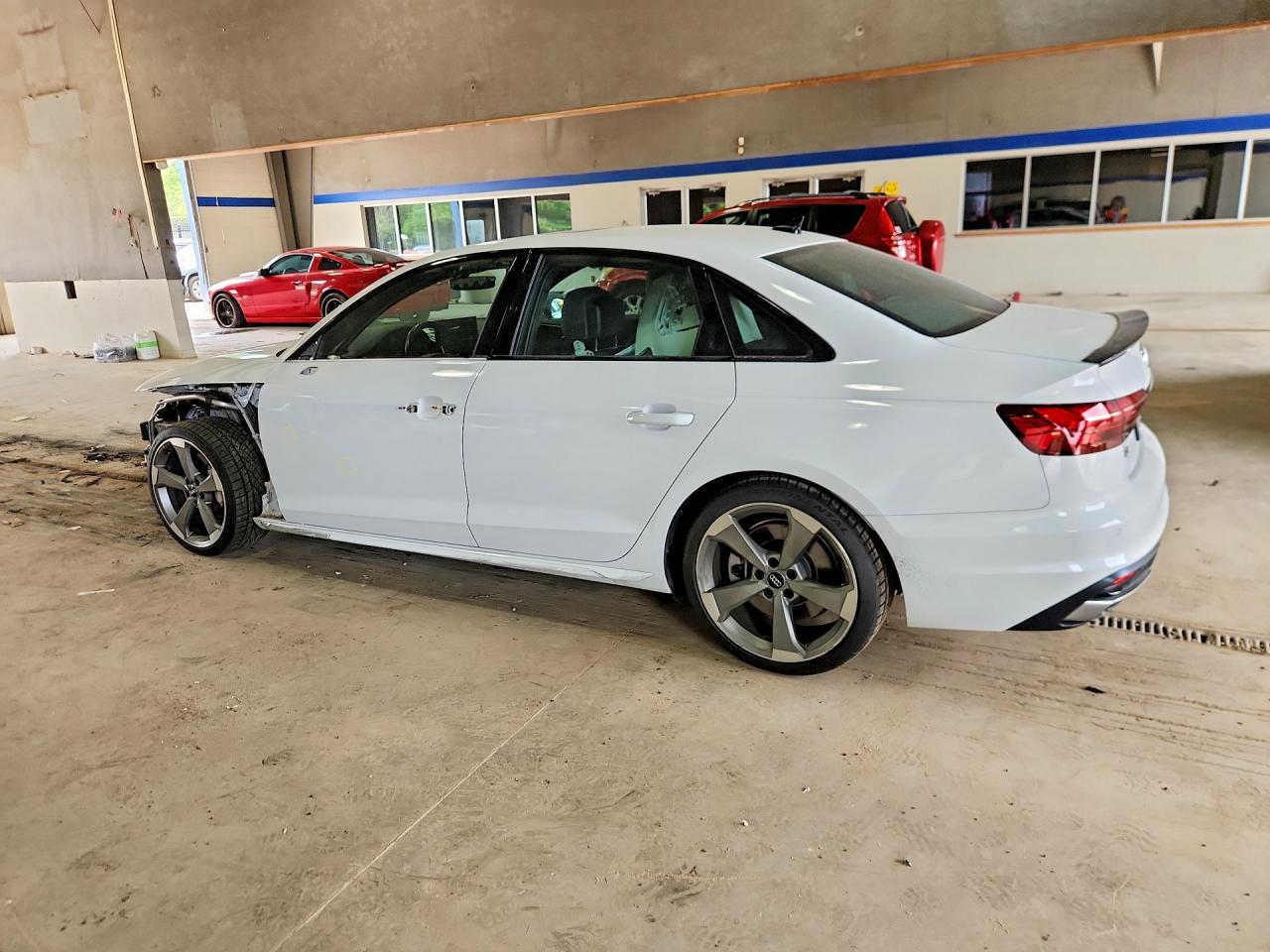 2021 AUDI A4 quattro Premium Plus