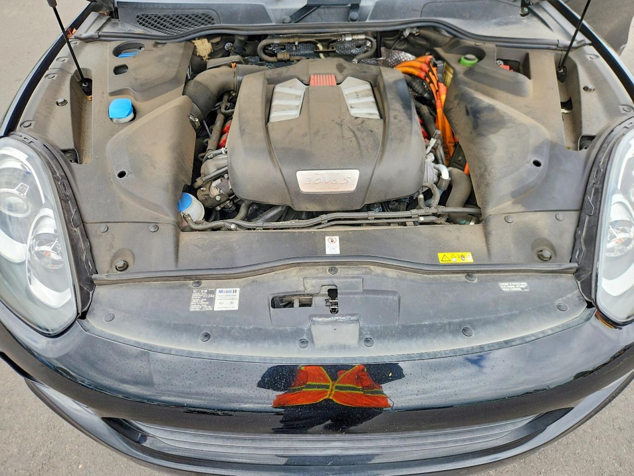 2016 PORSCHE CAYENNE E-Hybrid