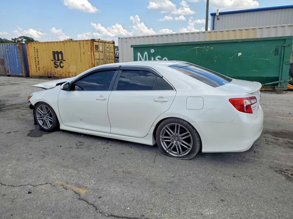 2012 TOYOTA CAMRY