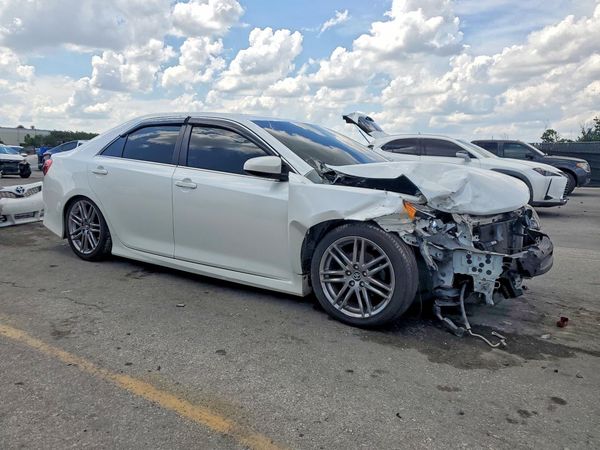 2012 TOYOTA CAMRY