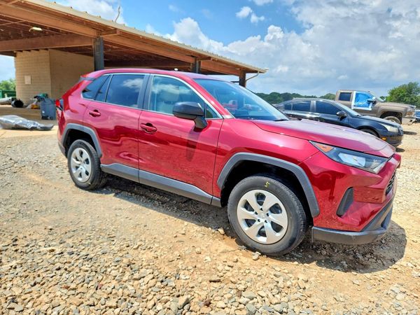 2022 TOYOTA RAV4 LE