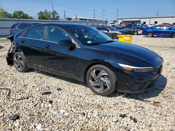 2025 HYUNDAI ELANTRA
