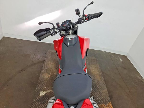 2023 DUCATI HYPERMOTARD