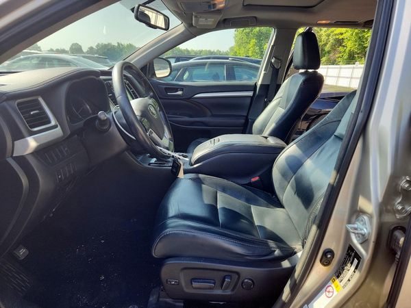2016 TOYOTA HIGHLANDER Base/Hybrid
