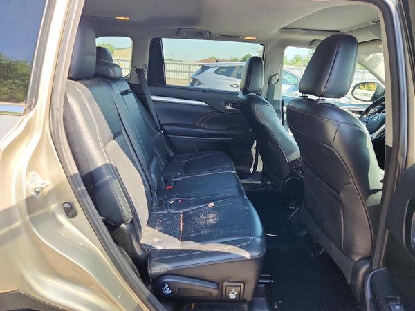 2016 TOYOTA HIGHLANDER Base/Hybrid