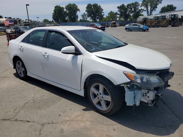 2012 TOYOTA CAMRY