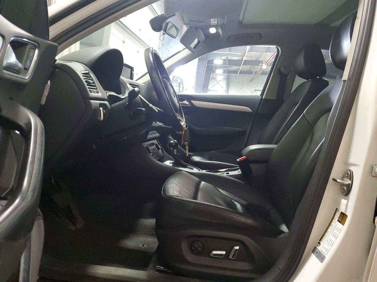 2017 AUDI Q3 Premium
