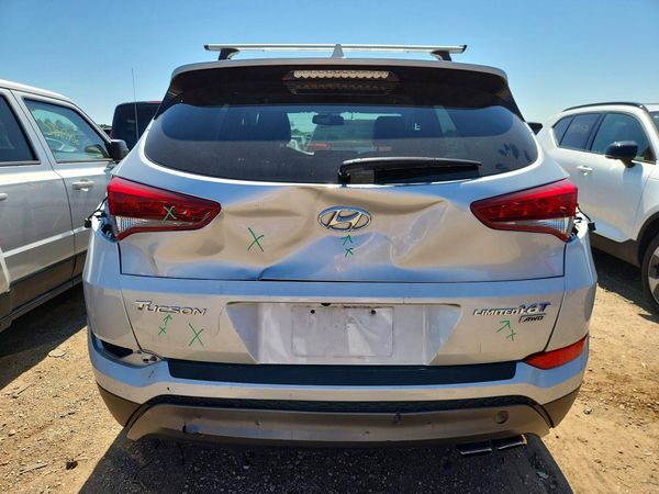 2016 HYUNDAI TUCSON