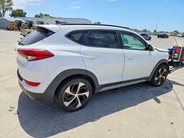 2018 HYUNDAI TUCSON
