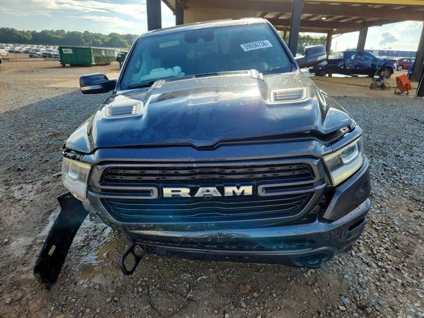 2019 RAM 1500 LARAMIE CREW CAB 4X4
