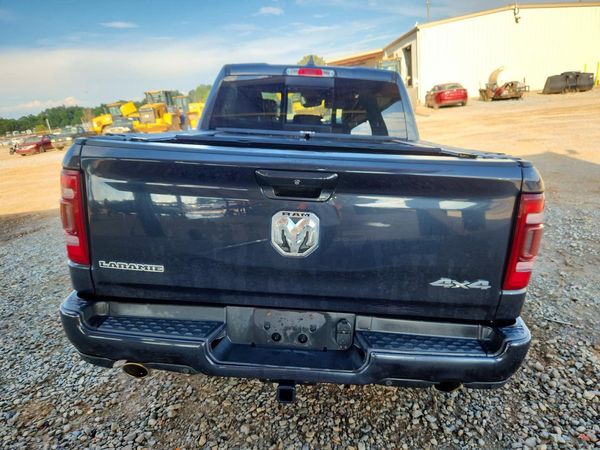 2019 RAM 1500 LARAMIE CREW CAB 4X4
