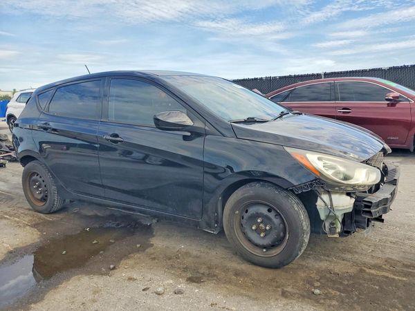 2013 HYUNDAI ACCENT