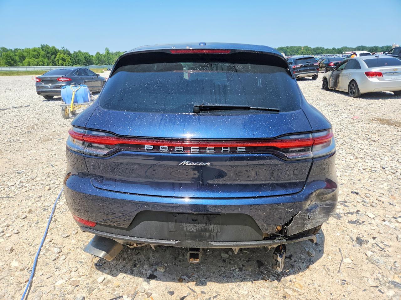 2020 PORSCHE MACAN