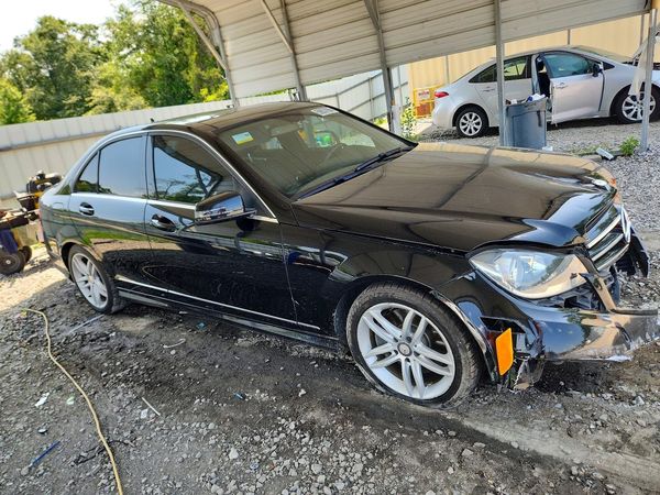 2014 MERCEDES-BENZ C C300 4 MATIC