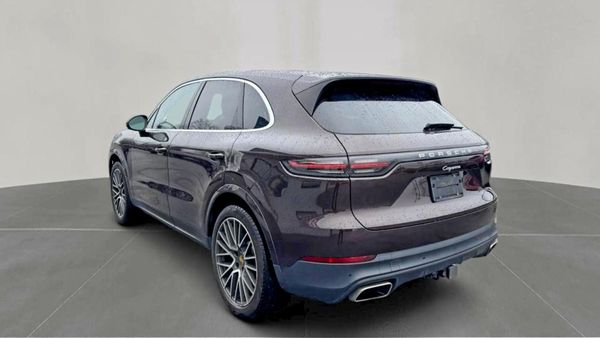 2021 PORSCHE CAYENNE