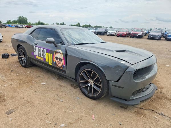 2017 DODGE CHALLENGER SXT