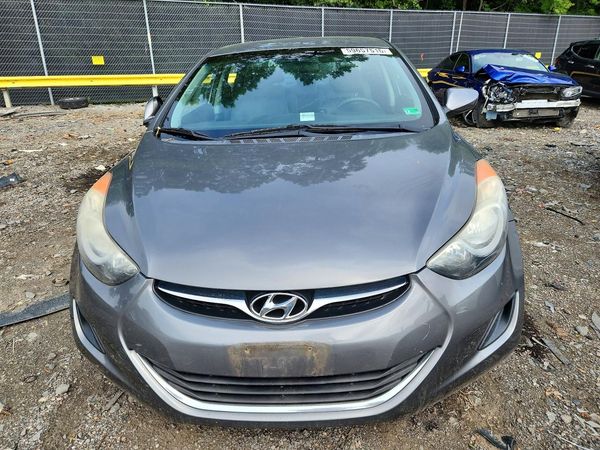 2013 HYUNDAI ELANTRA