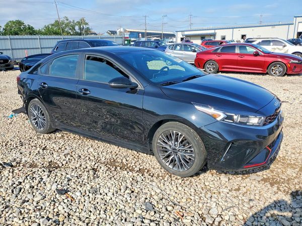2023 KIA FORTE GT Line