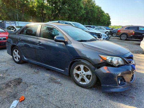 2013 TOYOTA COROLLA