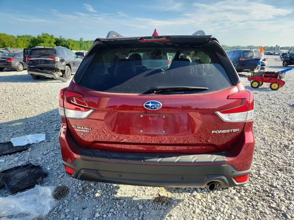 2021 SUBARU FORESTER Limited
