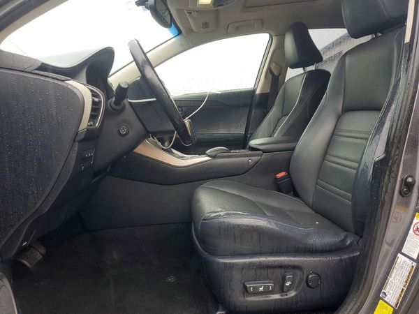 2015 LEXUS NX 200t Luxury
