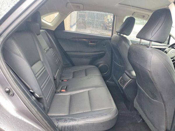 2015 LEXUS NX 200t Luxury