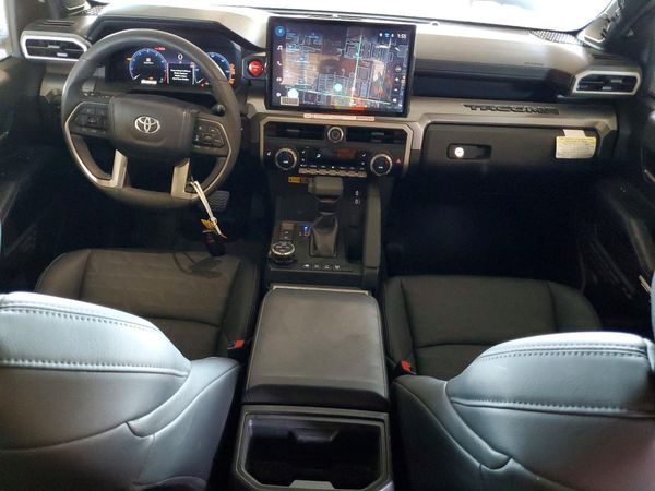 2025 TOYOTA TACOMA
