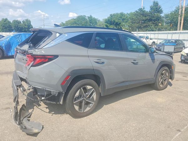 2025 HYUNDAI TUCSON