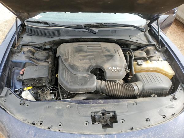 2016 DODGE CHARGER SXT