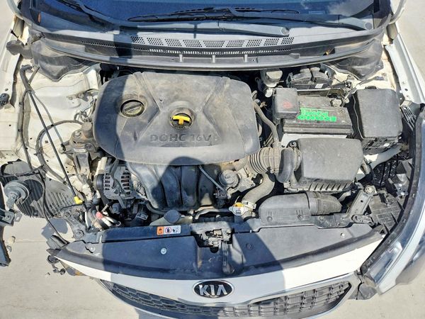 2016 KIA FORTE GL (Middle-Low Grade)