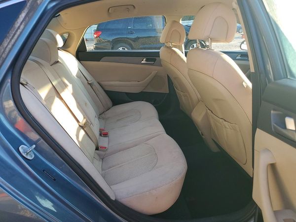 2017 HYUNDAI SONATA SE, Eco