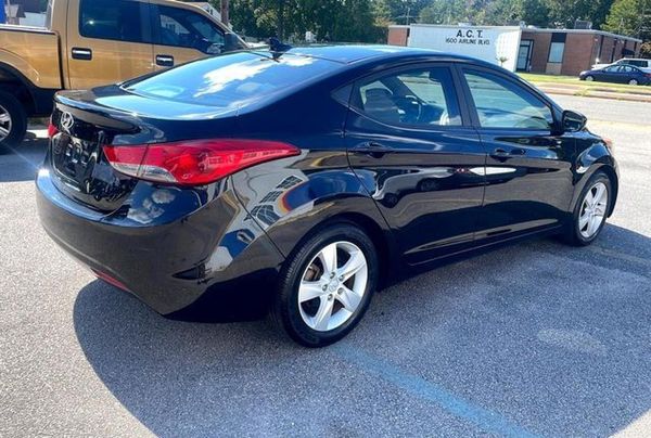 2012 HYUNDAI ELANTRA